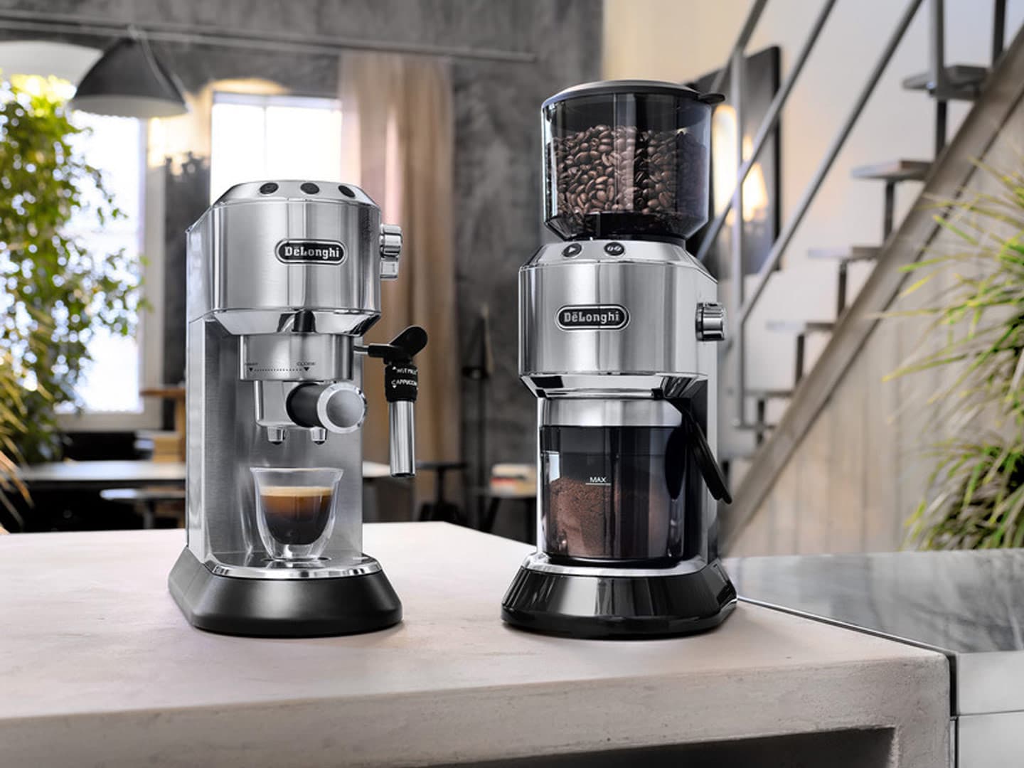 امکانات  اسپرسوساز دلونگی مدل Delonghi espresso maker EC685.M