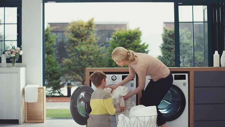 ماشین لباسشویی ال جی مدل LG F4J6TNP8S Washing Machine 8Kg